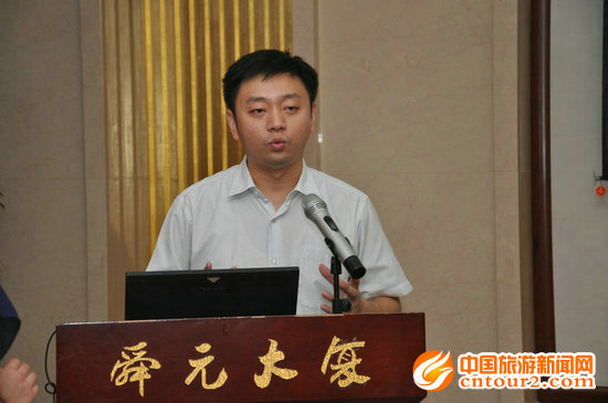 济南旅游局市场处副处长刘荣耀做旅游推荐